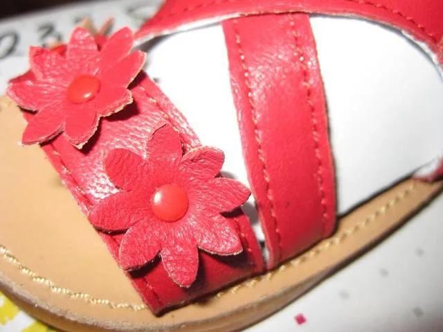 Girls' shoes