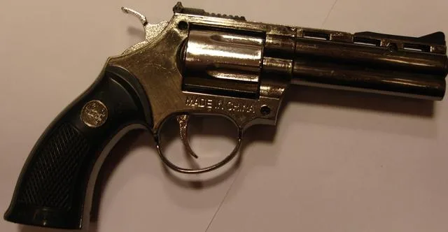 Novelty lighters "W.S.L.F" and "BAOCH"