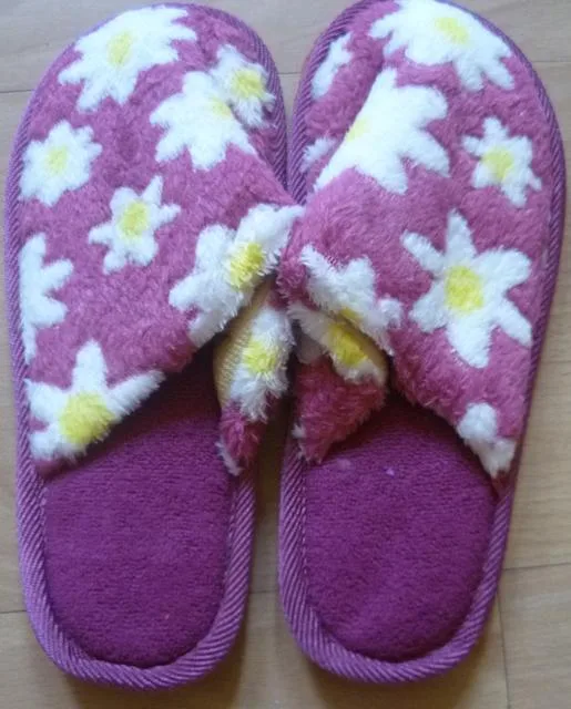 Ladies’ slippers