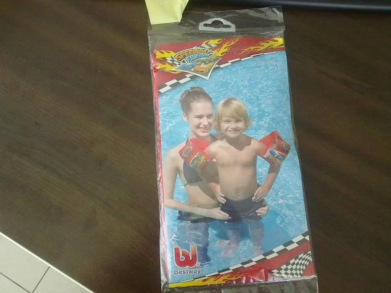 Inflatable armbands