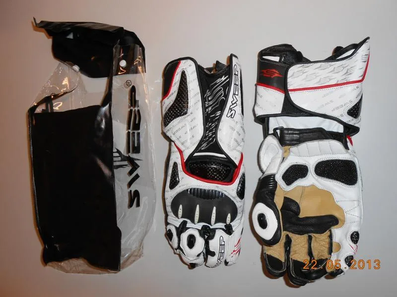 Biker gloves