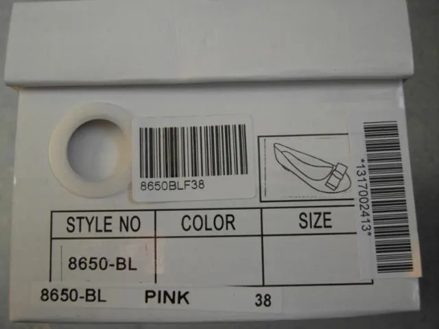 Ladies' shoes