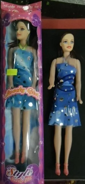 Plastic dolls