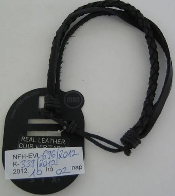 Men's leather wristband