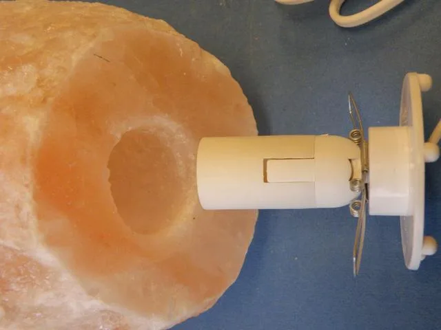 Table lamp
