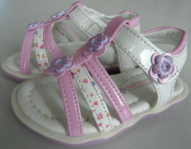 Girls' sandals