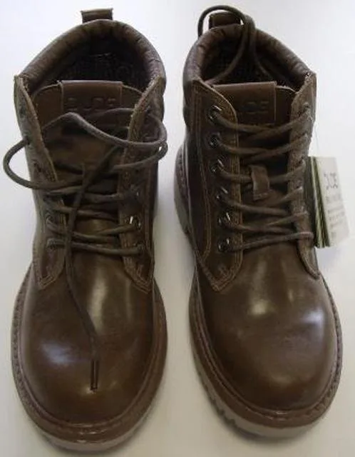 Ladies' shoes