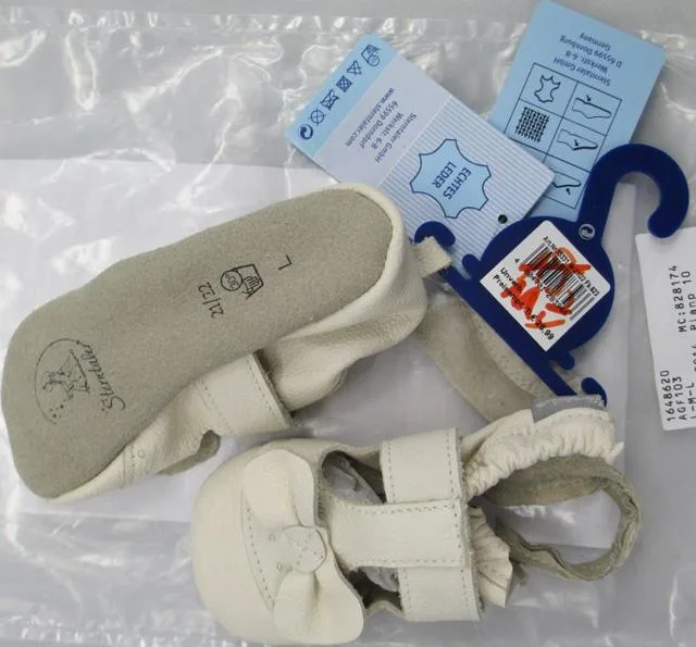 Children's crawling shoes