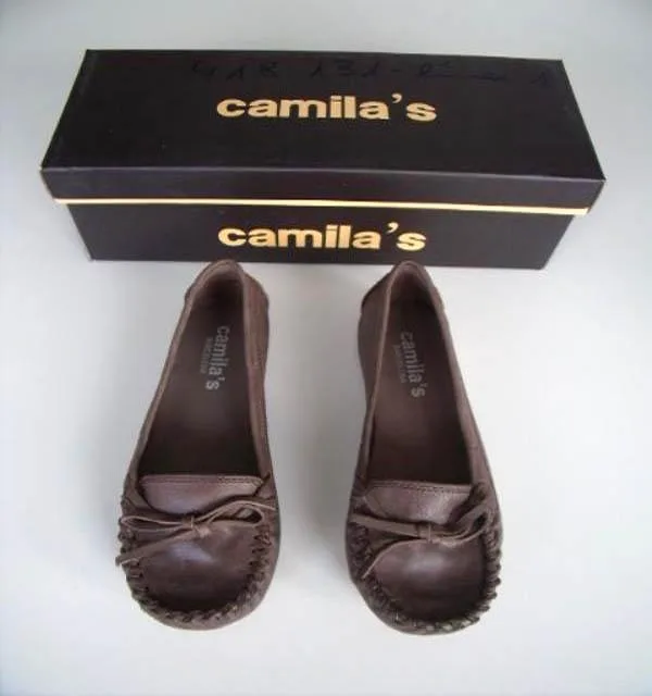 Ladies' shoes
