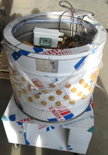 Poultry plucking machine