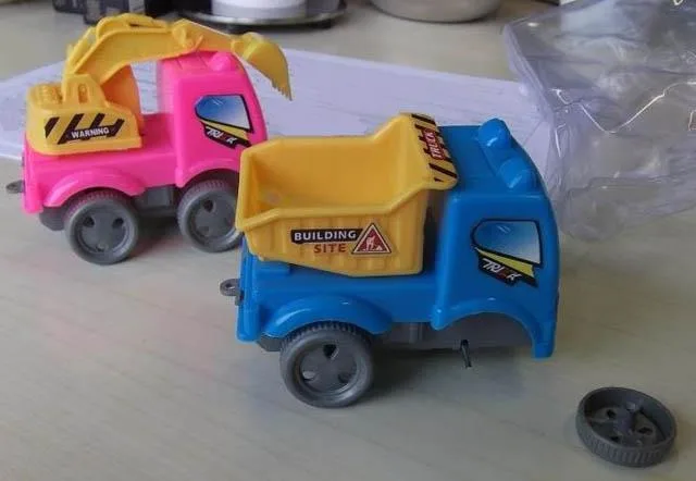 Toy truck
