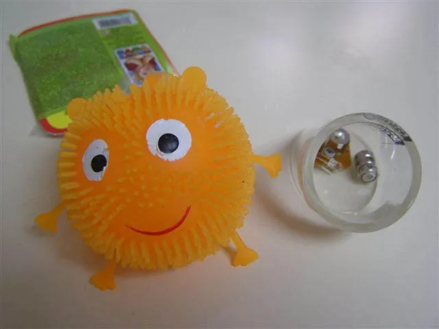 Plastic ball with spikes