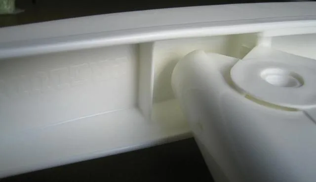 Foldable plastic chair