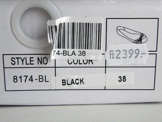 Ladies' shoes