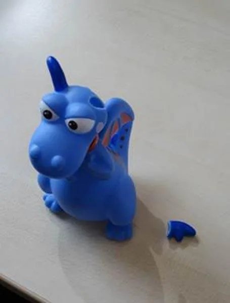 Plastic bath toys