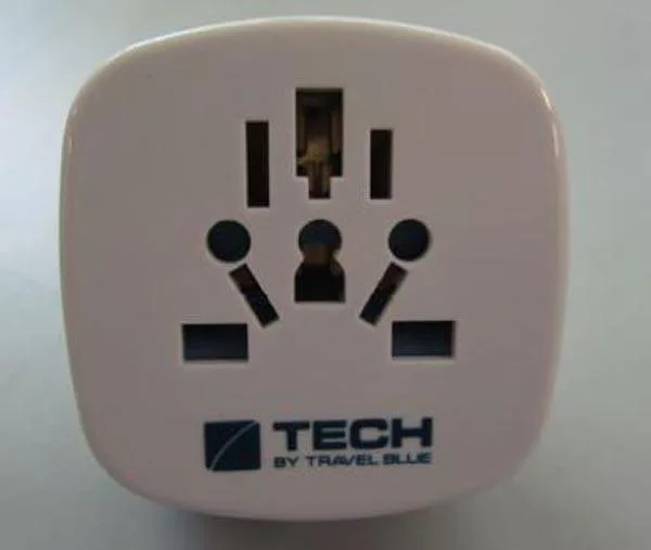 Travel plug adapter