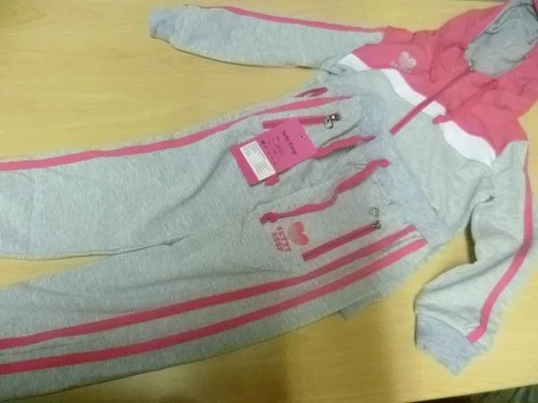 Children’s clothing sets