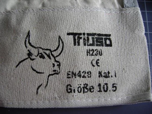 Work gloves