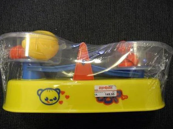 Plastic toy scales
