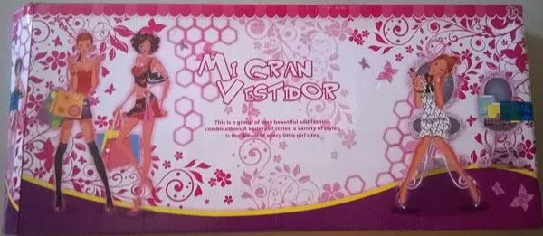 Plastic doll set