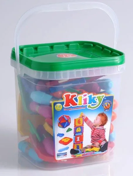 Magnetic construction toy