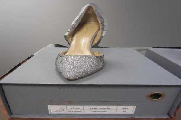 Ladies' sandals