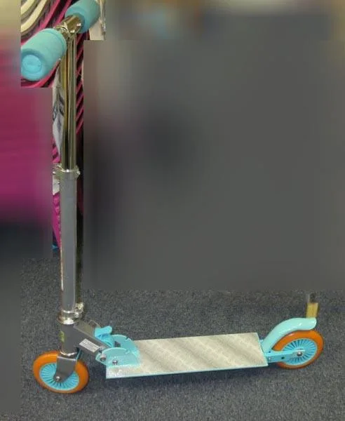 Toy scooter