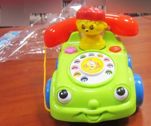 Pull-along toy telephone