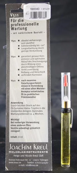 Valve oil for musical instruments