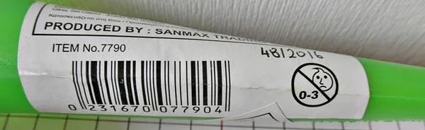 Plastic horn