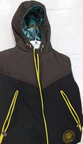 Sleeveless boys' jacket