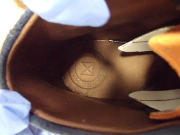 Leather footwear