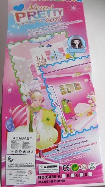 Plastic doll set