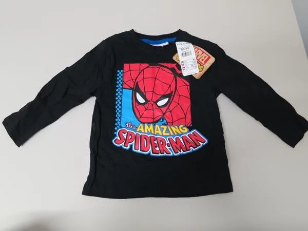 Long sleeved sweater