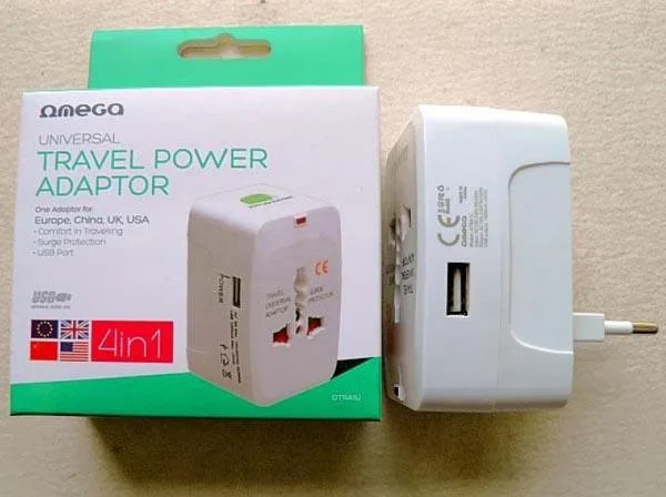 Travel plug adaptor