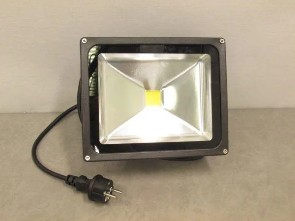 LED floodlight