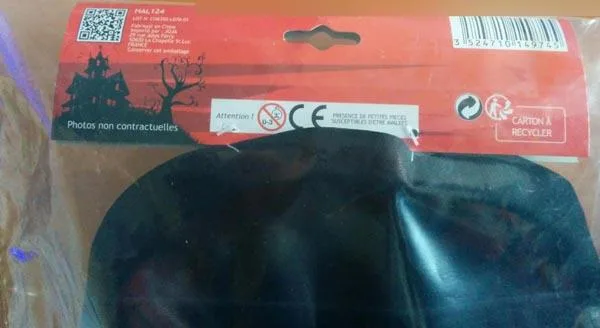 Fancy-dress mask