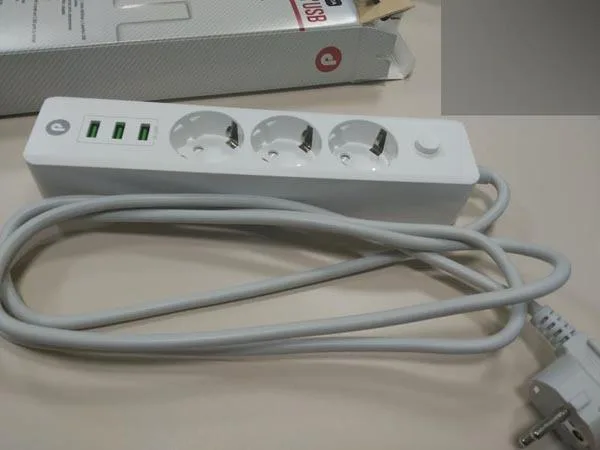 Mains extension lead