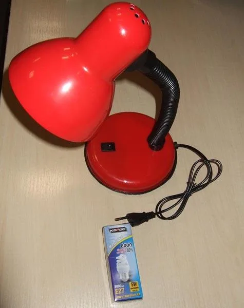 Desk lamp