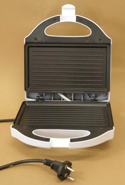 Sandwich maker