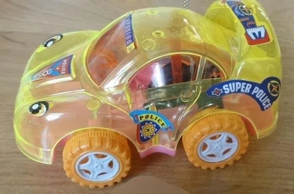 Toy car