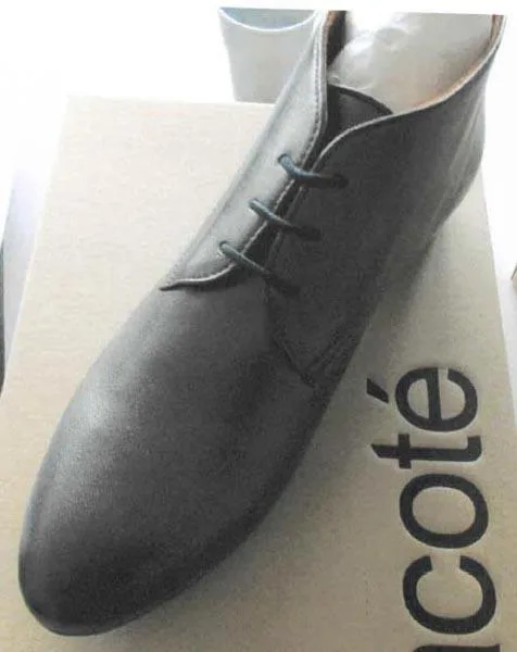 Ladies' leather shoes