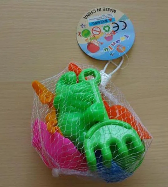 Beach toy set