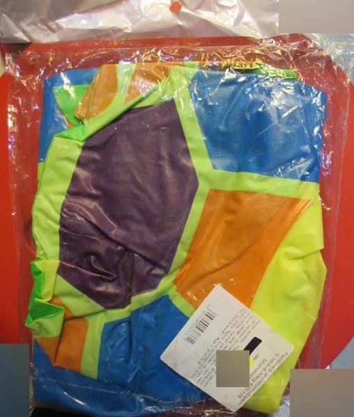 Inflatable swim seat