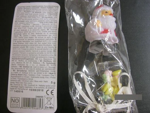 Plastic toy with sweets