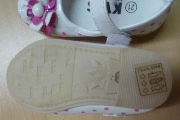 Children’s shoes