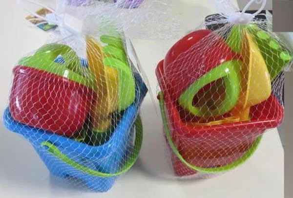 Beach toy set