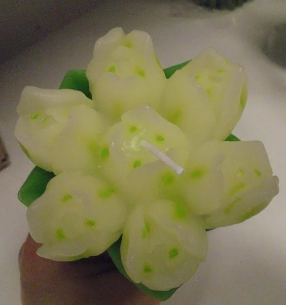 Decorative candle