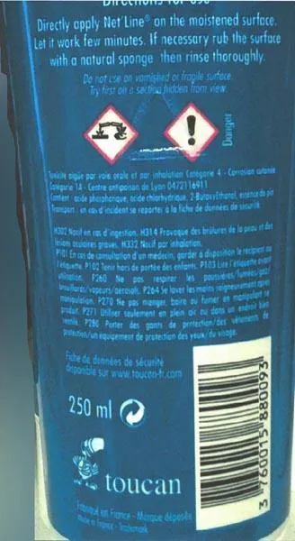Waterline cleaning gel