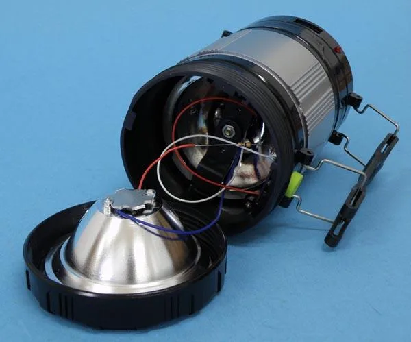 Portable LED lamp